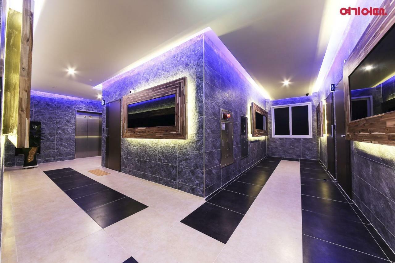 Top Hotel Gwangju Metropolitan City Exterior photo
